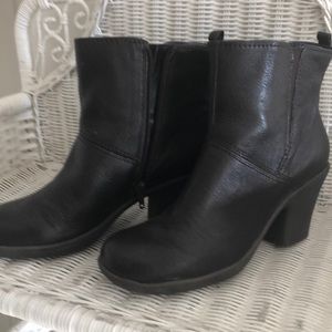 Easy spirt boots